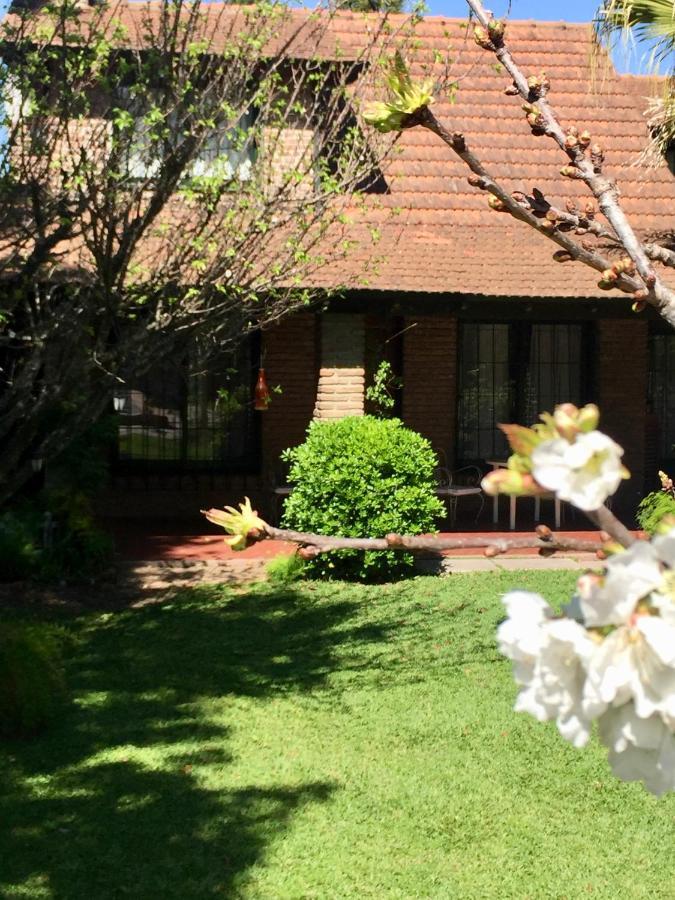 Casa De Huespedes El Trebol De Ezeiza Guest House La Union Exterior photo